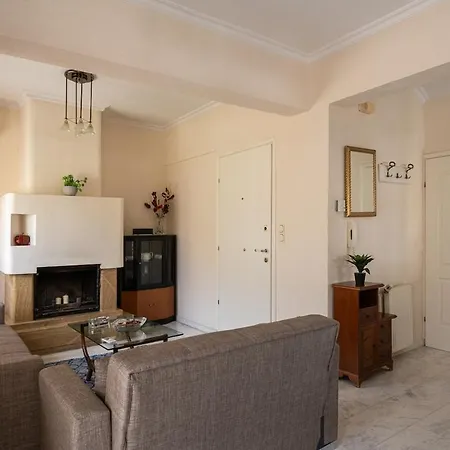 Apartment Olimpiaki Akti 2-floor Family With A View