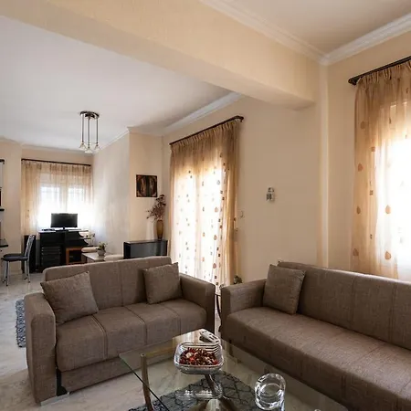 Apartment Olimpiaki Akti 2-floor Family With A View