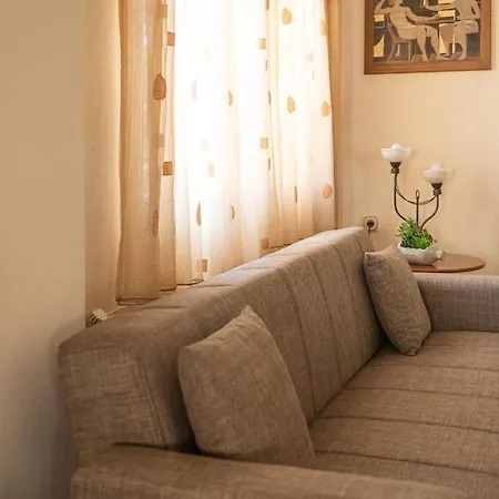 Olimpiaki Akti 2-floor Family With A View Apartment *