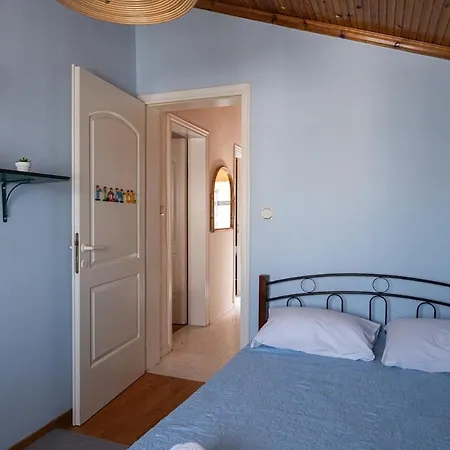 Apartment Olimpiaki Akti 2-floor Family With A View Olympiaki Akti
