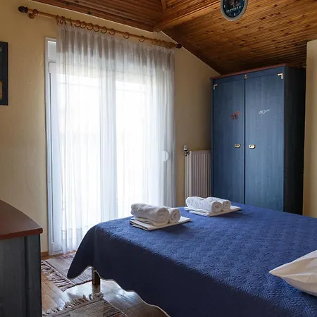 Olimpiaki Akti 2-floor Family With A View * Olympiaki Akti